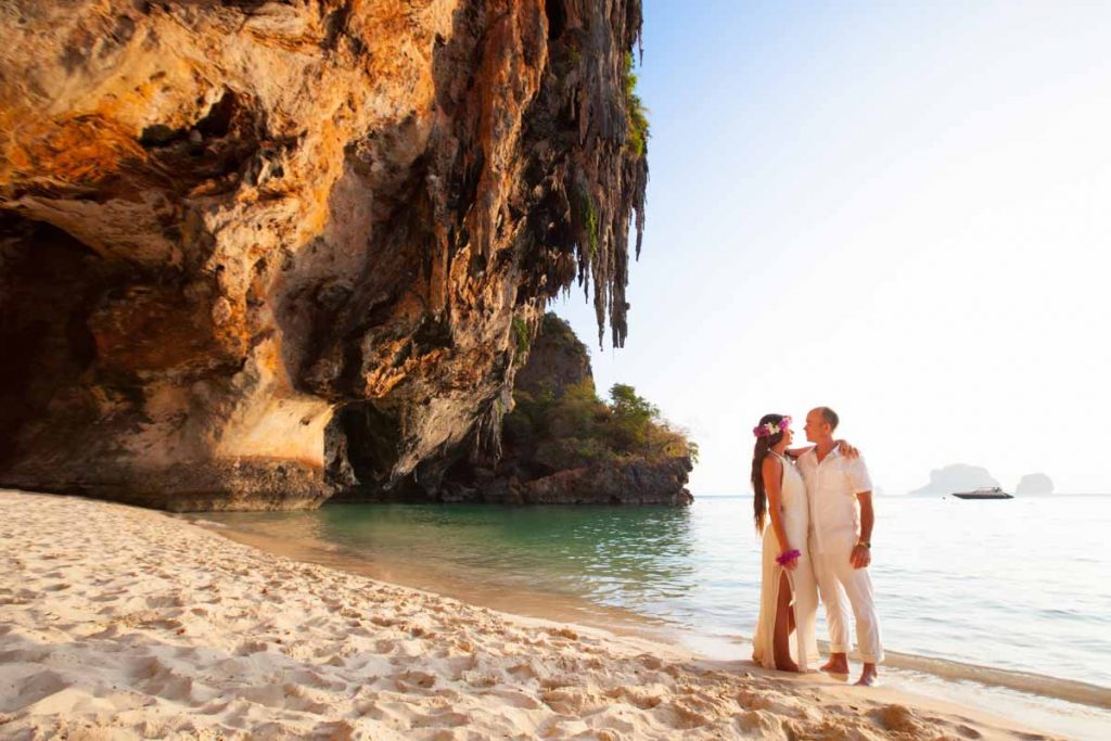 Marryan and Hanry honeymoon photo session in Rayavadee Krabi