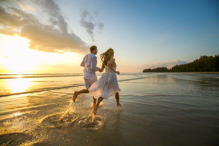 Iryna honeymoon photos in Khao Lak beach