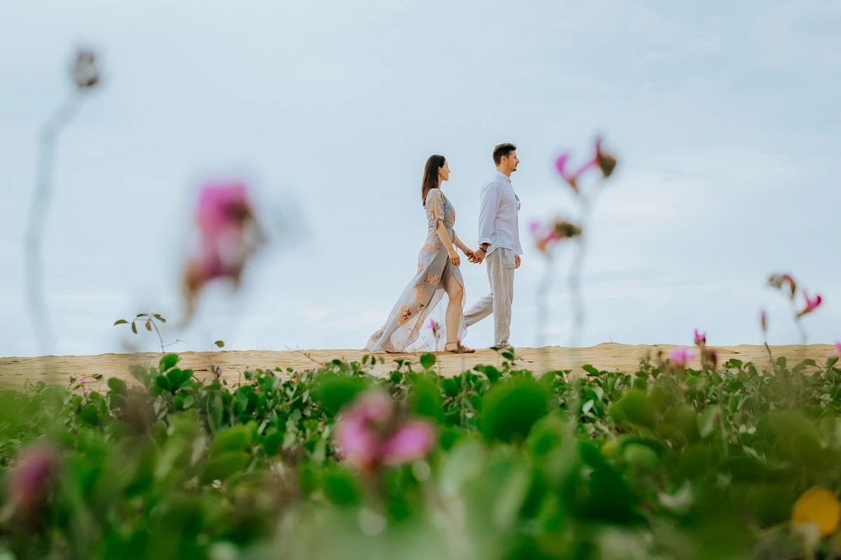 Honeymoon photography in Khao Lak of Gilles and Carina at Devasom hotel
