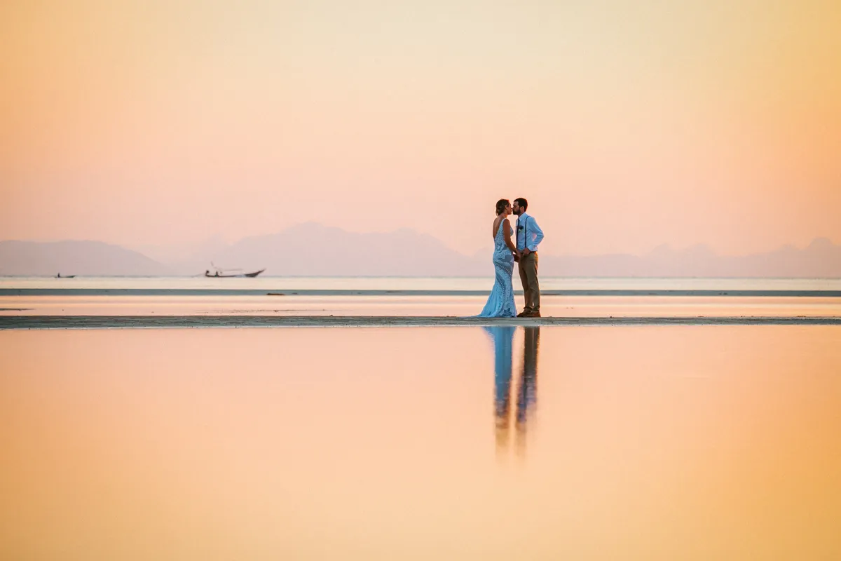Wedding of Kendell with Eoin at Baan Sai ree Villa Koh Samui Thailand