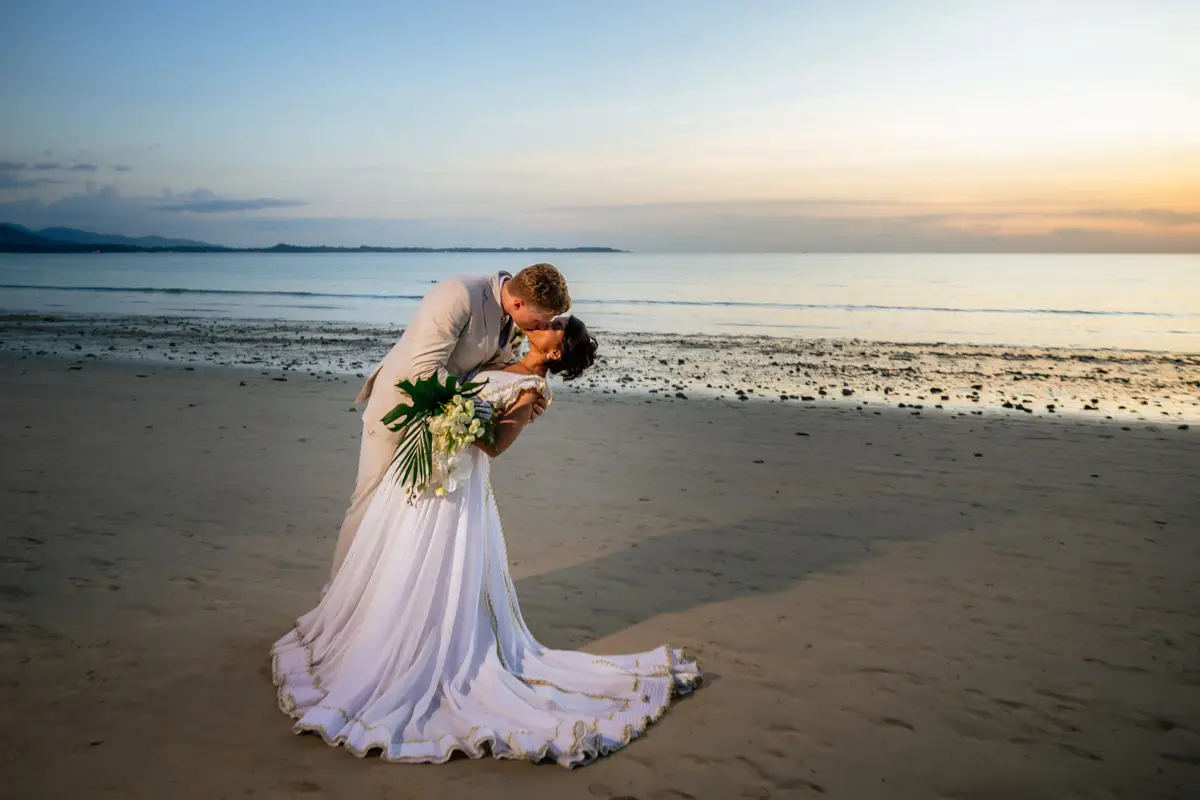 Khao Lak beach wedding of Steffi & Shaun